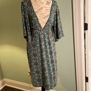 Ivy Jane Womens small boutique dress. Flowing sleeves